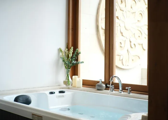 Отель Harsono Boutique Bali